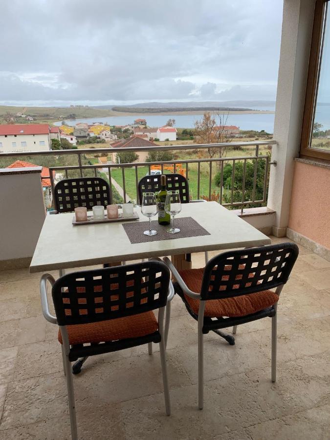 Family Friendly Apartments With A Swimming Pool Povljana, Pag - 244 Экстерьер фото