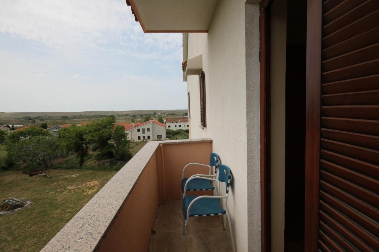 Family Friendly Apartments With A Swimming Pool Povljana, Pag - 244 Экстерьер фото