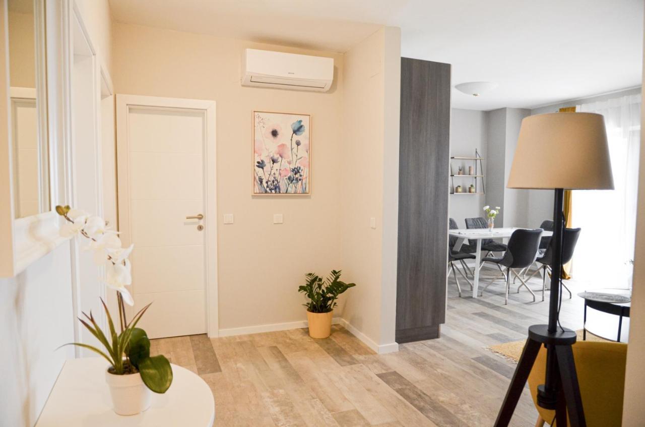 Family Friendly Apartments With A Swimming Pool Povljana, Pag - 244 Экстерьер фото