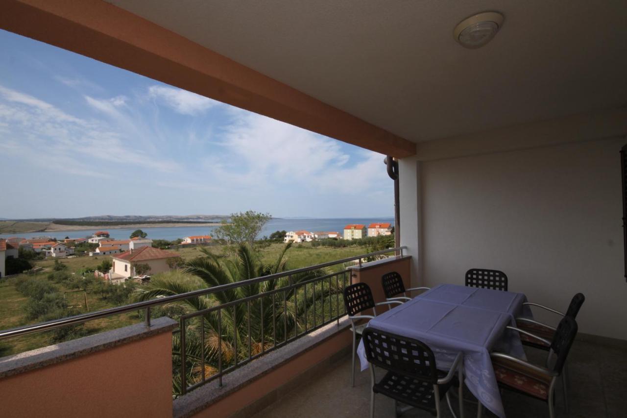 Family Friendly Apartments With A Swimming Pool Povljana, Pag - 244 Экстерьер фото