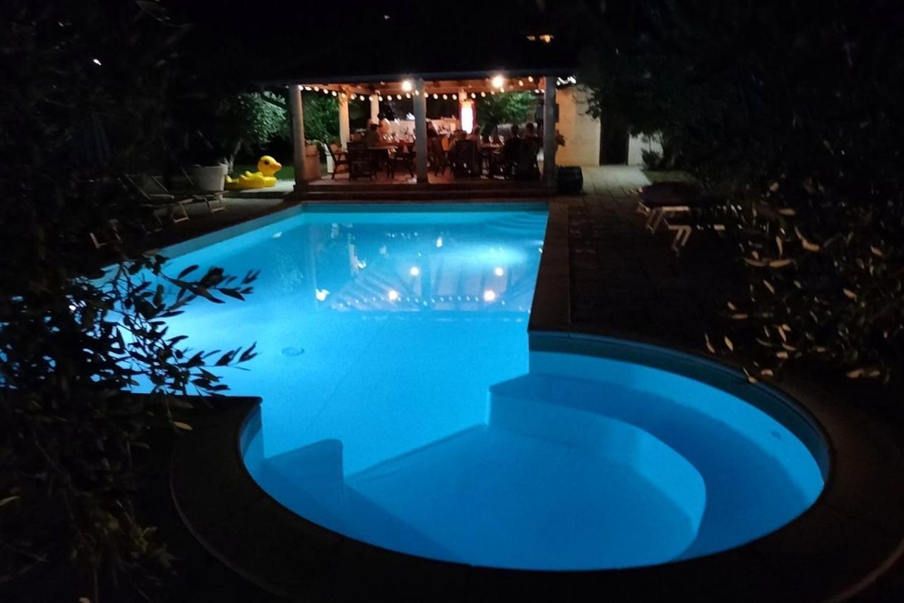 Family Friendly Apartments With A Swimming Pool Povljana, Pag - 244 Экстерьер фото