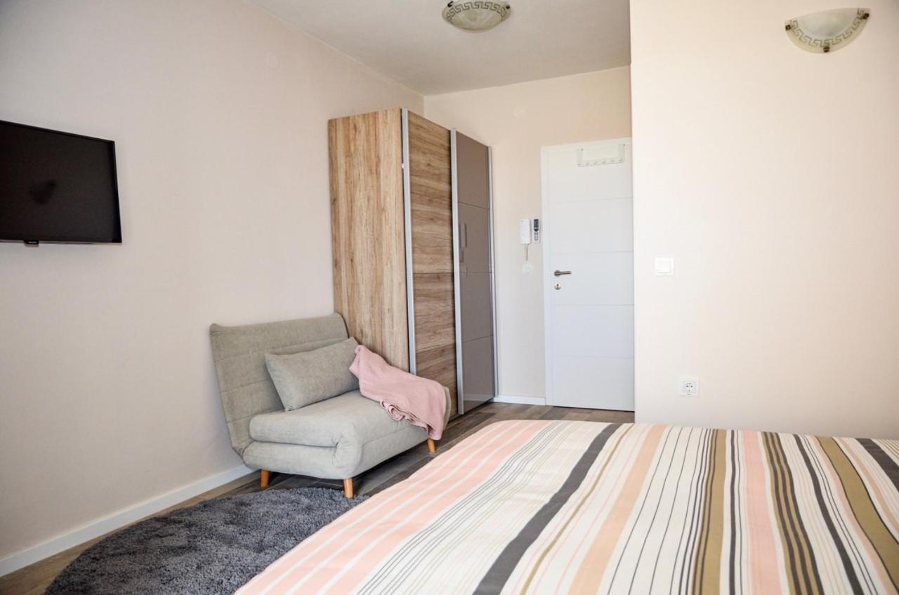 Family Friendly Apartments With A Swimming Pool Povljana, Pag - 244 Номер фото