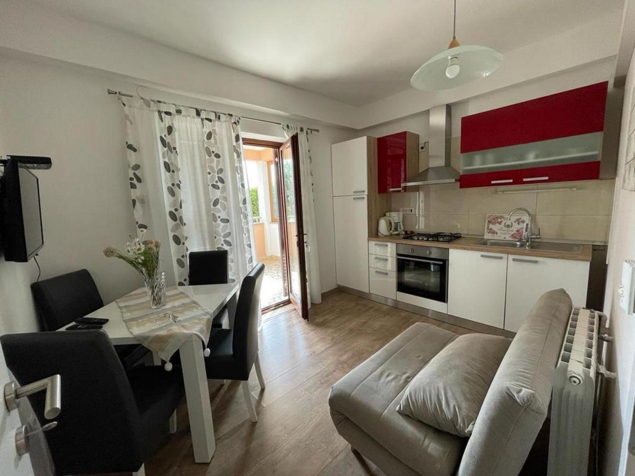 Family Friendly Apartments With A Swimming Pool Povljana, Pag - 244 Экстерьер фото